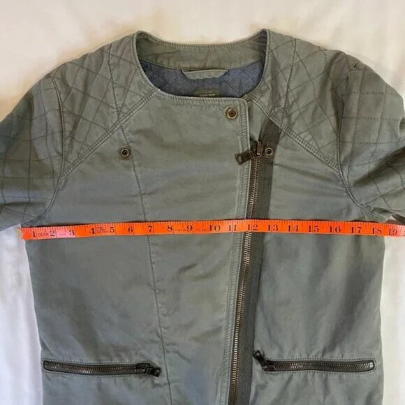 Gap Quilted Moto Flight Cropped Jacket Green Gray Zipper Details Size 8 - Picture 9 of 14